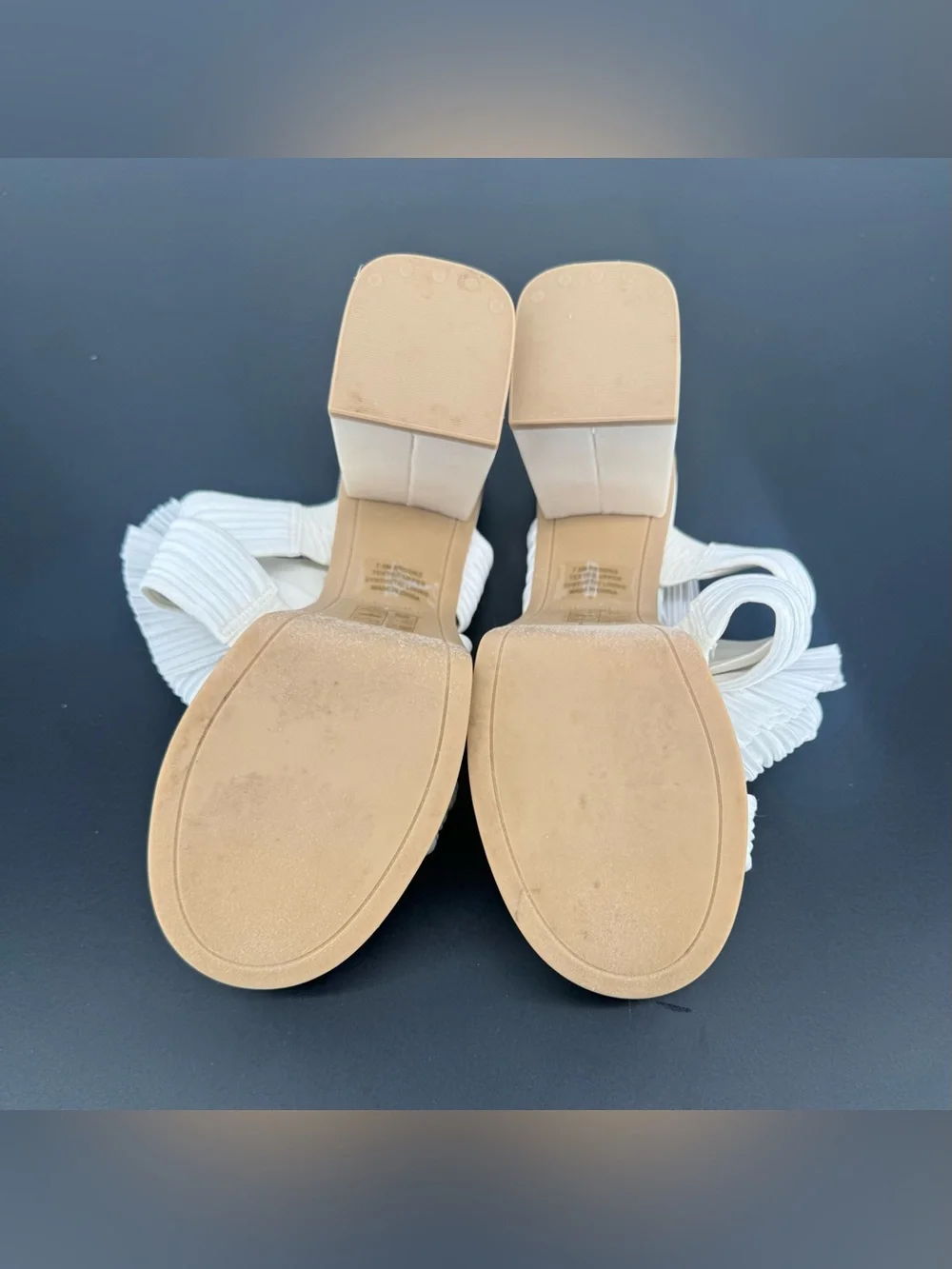 Dolce Vita elevated platform
